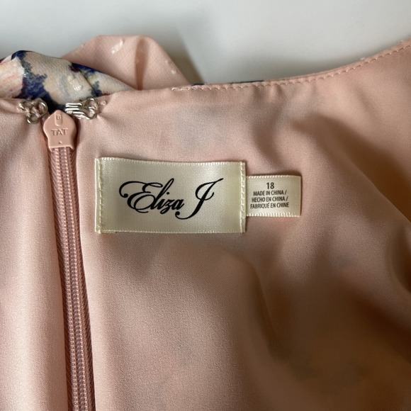 Eliza J Dress Women 18 Fits 14/16 Pink Floral Ruched Chiffon Faux Wrap Swiss Dot - Picture 10 of 15